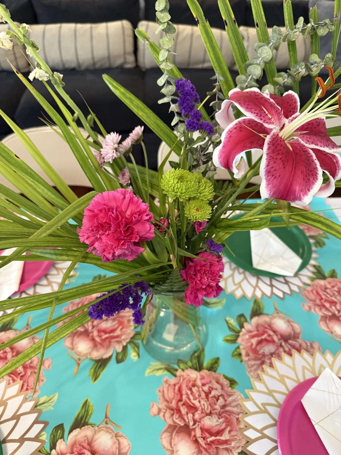Hawaiian-Themed Bridal Shower: Pink lilies and tropical flowers